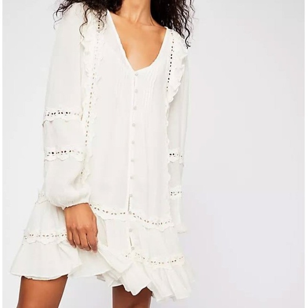 Free People Snow Angel White Eyelet Lace Ruffle Gauze‎ Mini Dress Boho Small